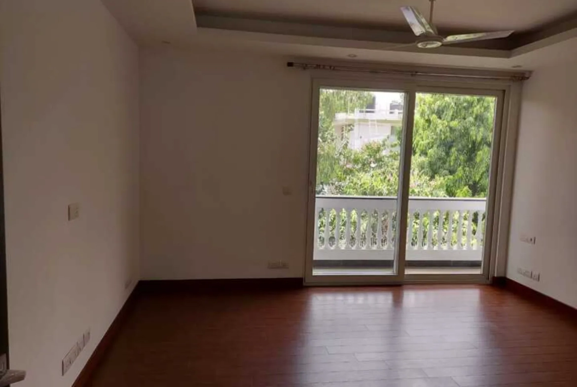 "Discover this modern and luxurious bathroom in our South Delhi rental apartment. Featuring a bathtub, glass-enclosed shower, and a stylish vanity, this bathroom offers a spa-like experience. Ideal for renters seeking a comfortable and elegant living space in South Delhi. Contact us to explore this rental property."